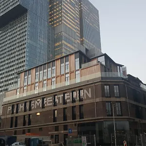 Mate Bruno, 4*, Rotterdam Holandia
